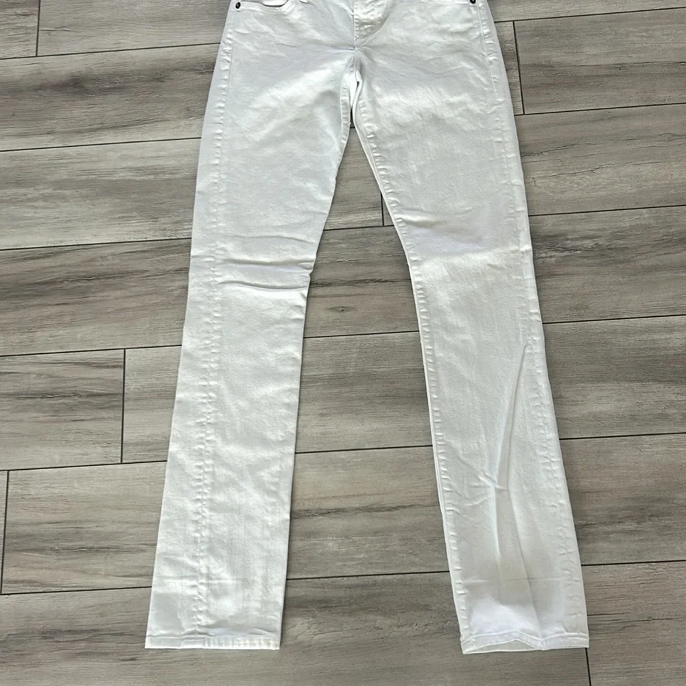 COH Ava low rise straight leg jeans in white size 26 long tall